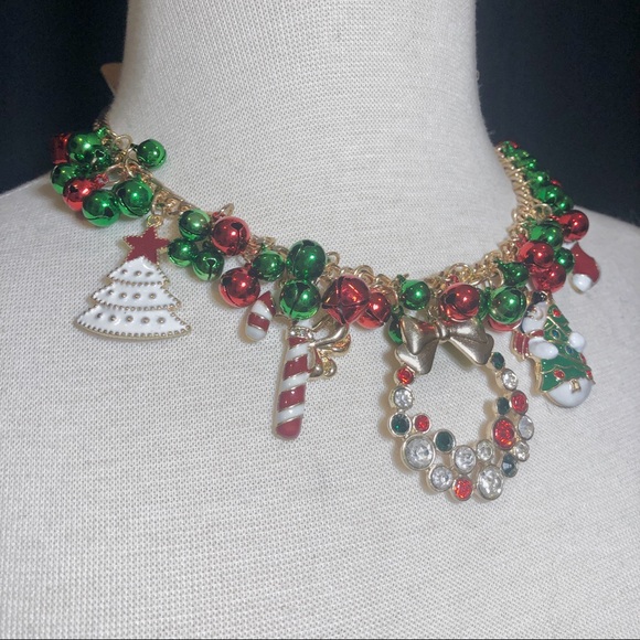 Christmas Theme Wreath Tree Snowman Jingle Bell Chunky Necklace Earrings Set - Picture 2 of 3
